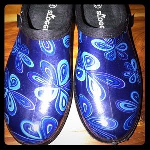 Like new women’s Sloggers size 6